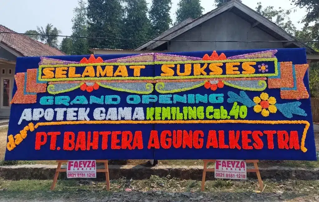 Papan Bunga Selamat Sukses Faeyza Florist